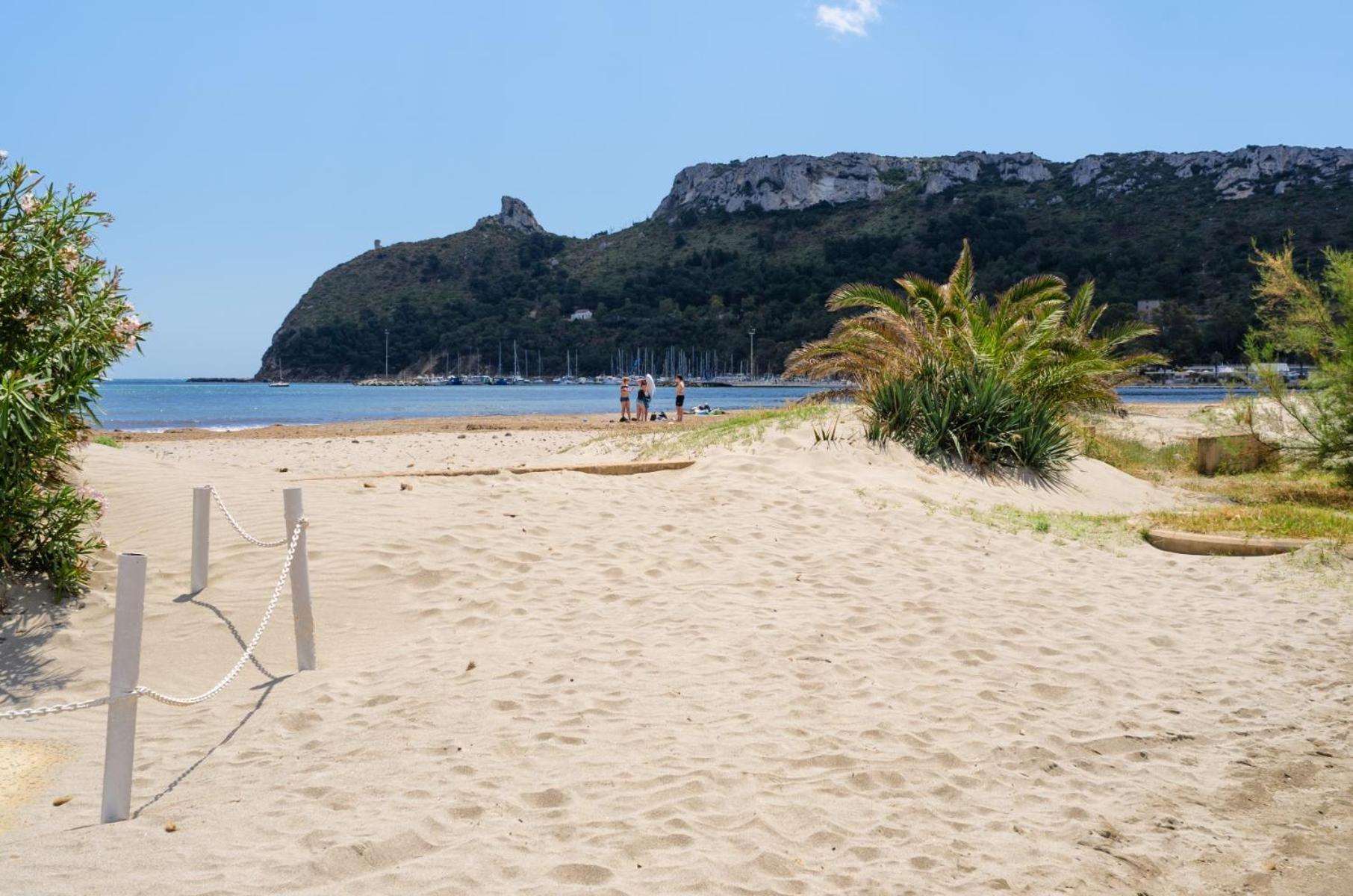 Su Coru 1 Lägenhet Cagliari Exteriör bild